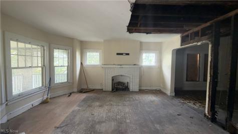 3326 E Berkshire Road E Cleveland Heights OH 44118