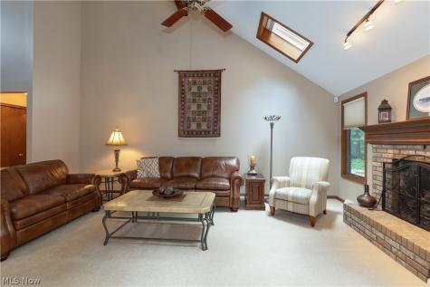 6974 N Renwood Road Independence OH 44131