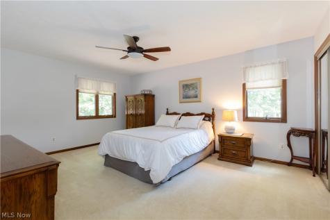 6974 N Renwood Road Independence OH 44131