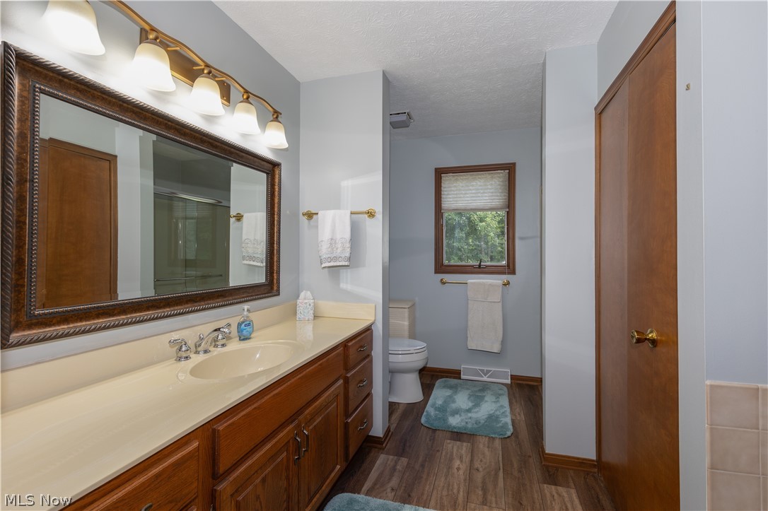 6974 N Renwood Road Independence OH 44131