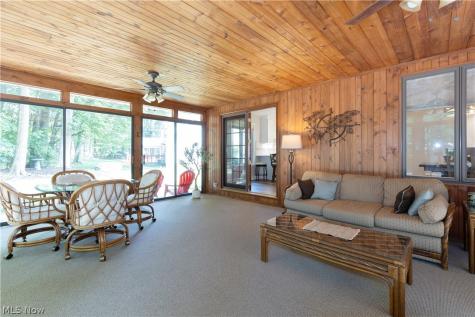 6974 N Renwood Road Independence OH 44131