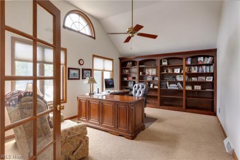 6974 N Renwood Road Independence OH 44131