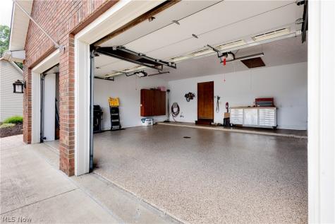 6974 N Renwood Road Independence OH 44131