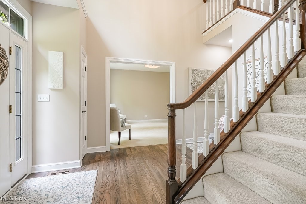 196 Lake Front Drive Akron OH 44319