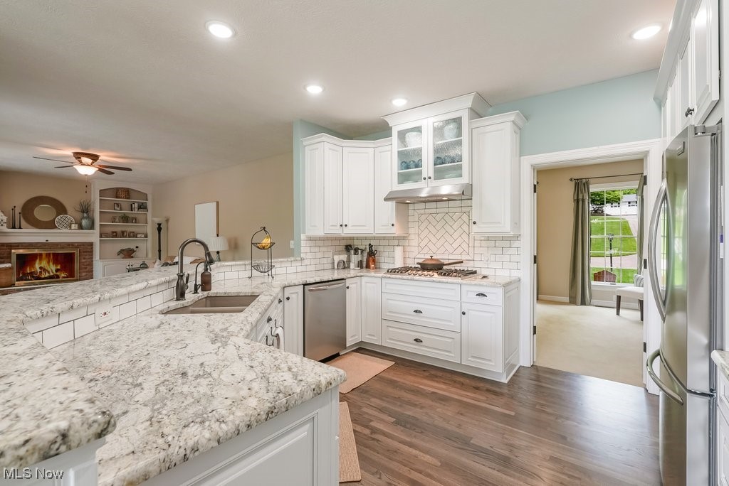 196 Lake Front Drive Akron OH 44319