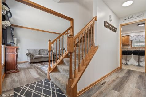 1718 Cornerstone Street SW Hartville OH 44632