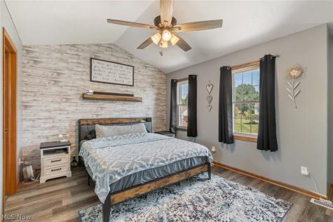 1718 Cornerstone Street SW Hartville OH 44632