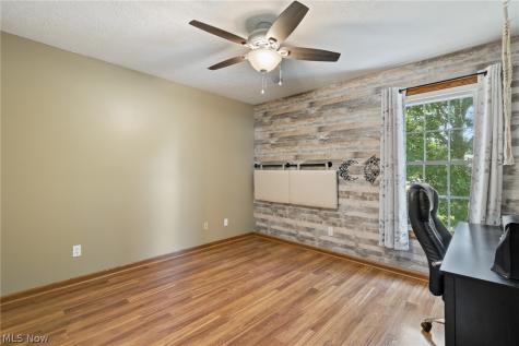 1718 Cornerstone Street SW Hartville OH 44632