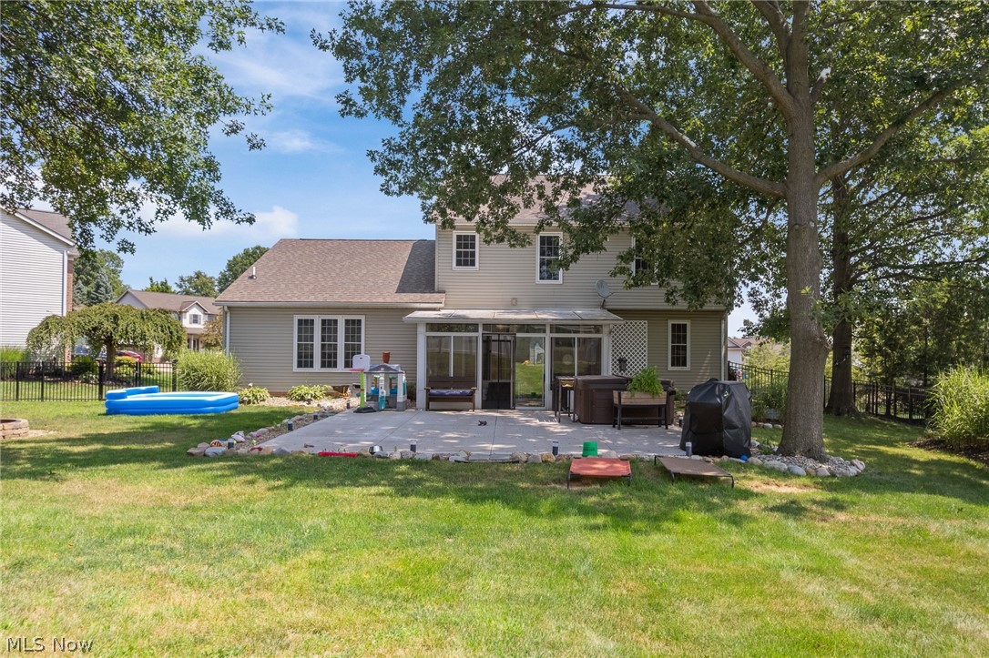 1718 Cornerstone Street SW Hartville OH 44632