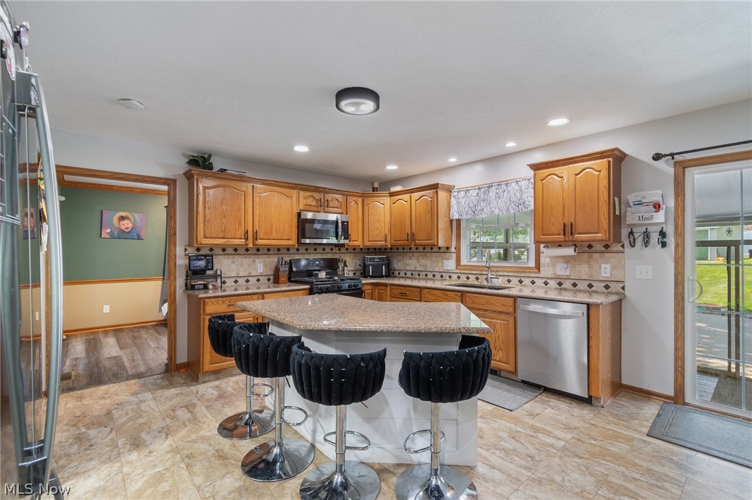 1718 Cornerstone Street SW Hartville OH 44632