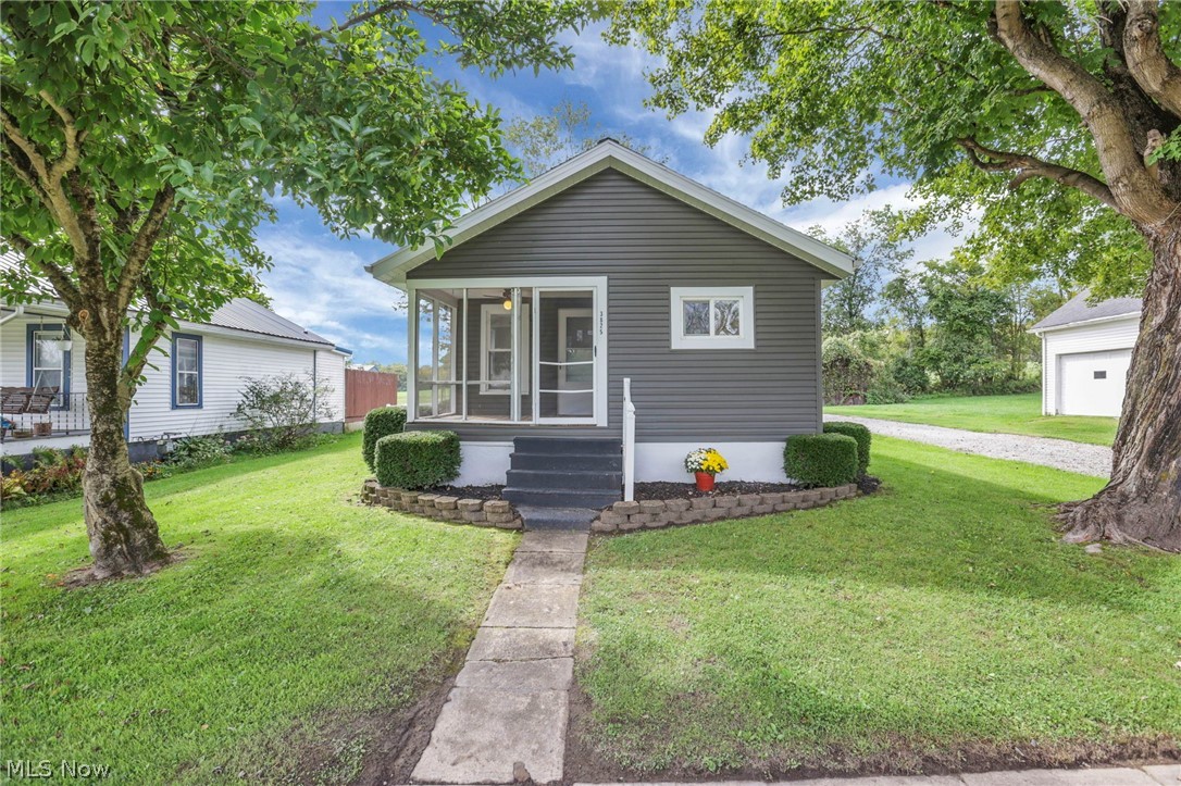 3825 Roberts Addition Zanesville OH 43701