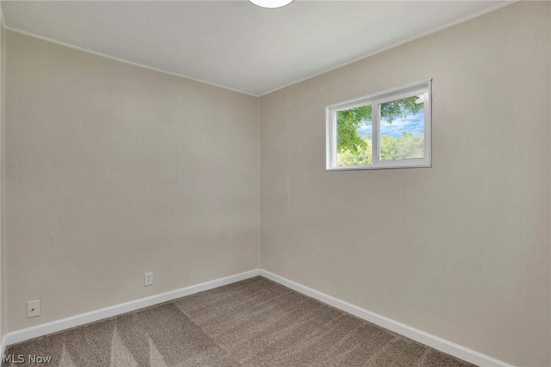 3825 Roberts Addition Zanesville OH 43701