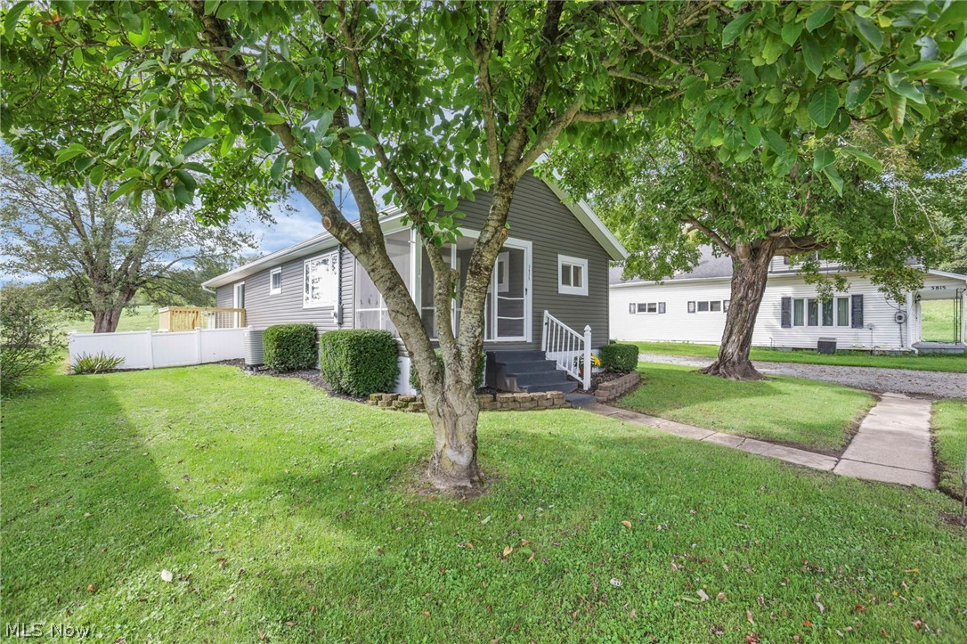 3825 Roberts Addition Zanesville OH 43701