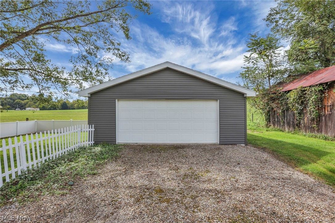 3825 Roberts Addition Zanesville OH 43701