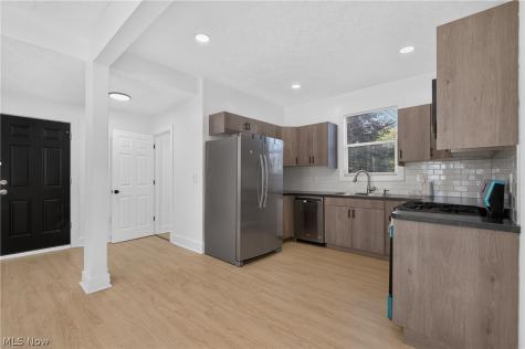 2314 E 95th Street Cleveland OH 44106