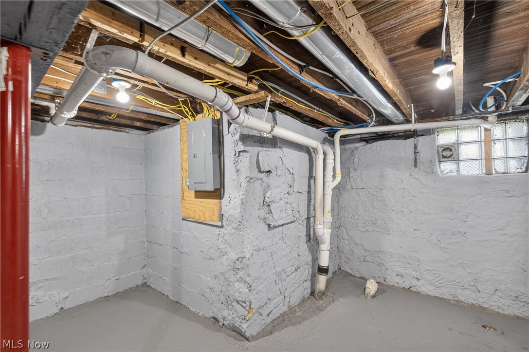 2314 E 95th Street Cleveland OH 44106