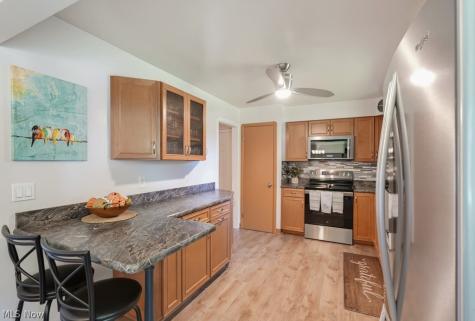 7462 Bradenton Boulevard Parma OH 44134