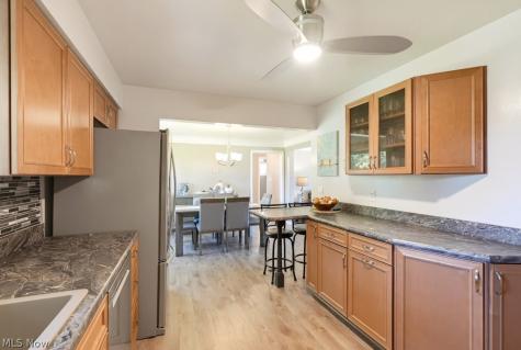 7462 Bradenton Boulevard Parma OH 44134