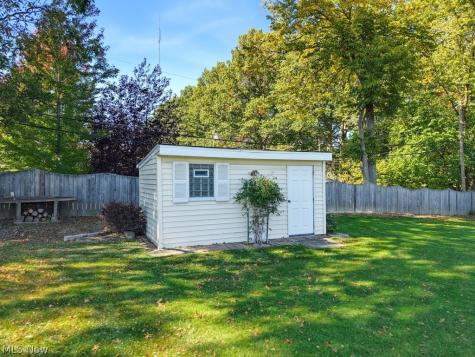7462 Bradenton Boulevard Parma OH 44134