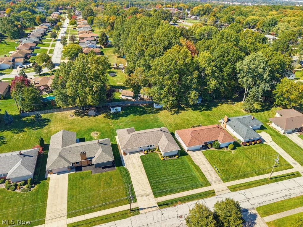 7462 Bradenton Boulevard Parma OH 44134