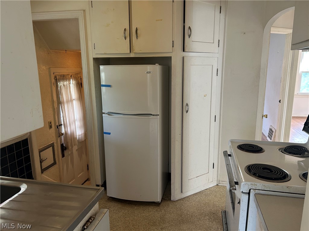 14501 Orchard Park Avenue Cleveland OH 44111