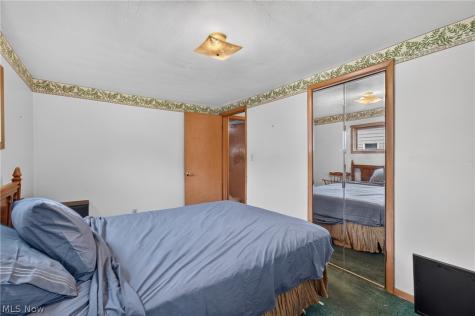 5201 Revere Avenue NW Massillon OH 44647