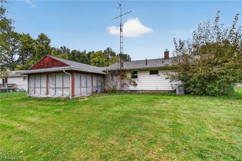 5201 Revere Avenue NW Massillon OH 44647