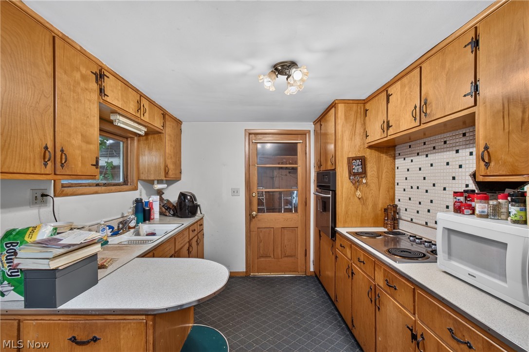 5201 Revere Avenue NW Massillon OH 44647