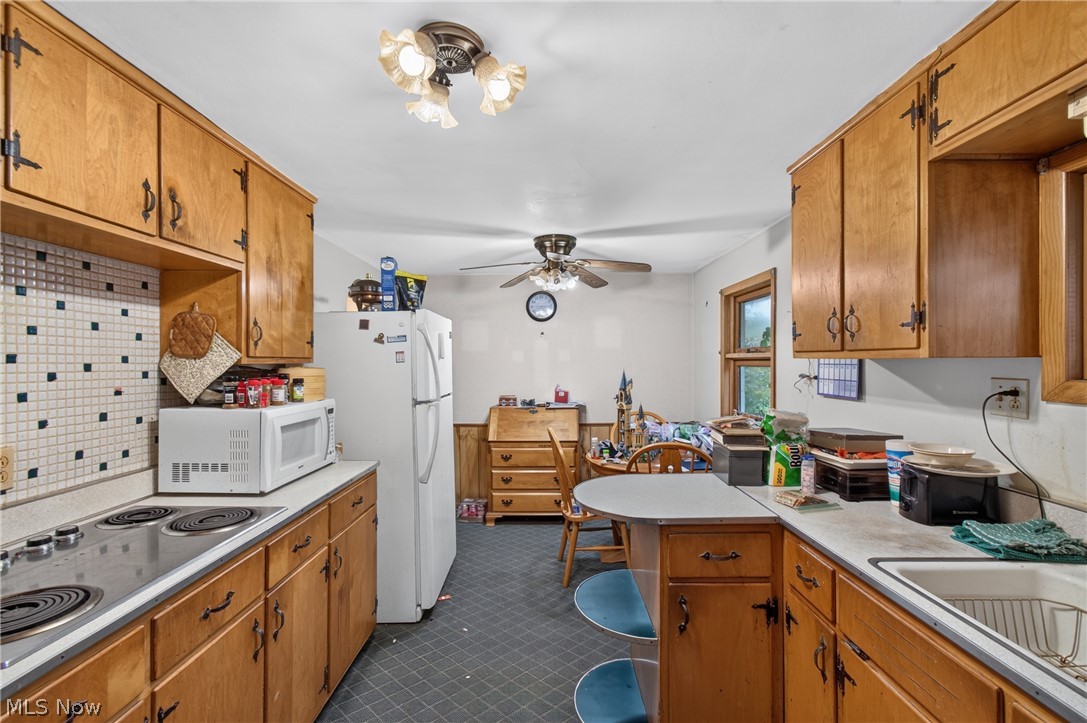 5201 Revere Avenue NW Massillon OH 44647