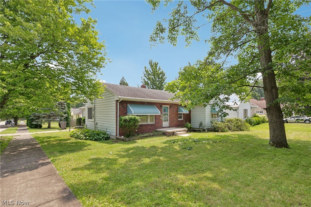 901 S Belle Vista Avenue Youngstown OH 44509