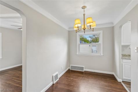 599 E 250th Street Euclid OH 44132