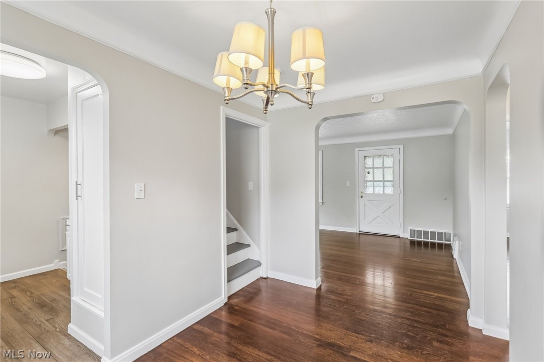599 E 250th Street Euclid OH 44132