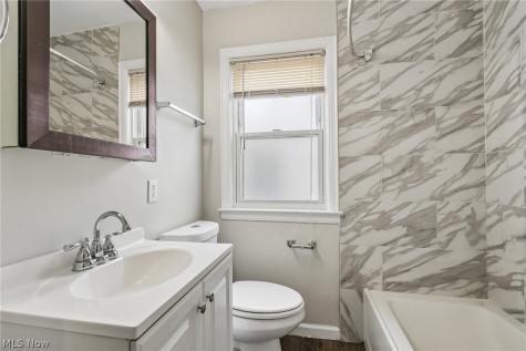 599 E 250th Street Euclid OH 44132