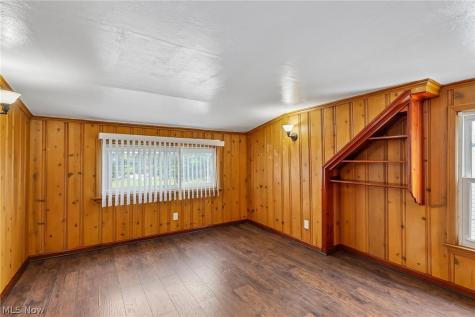 599 E 250th Street Euclid OH 44132