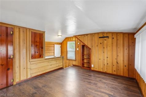 599 E 250th Street Euclid OH 44132