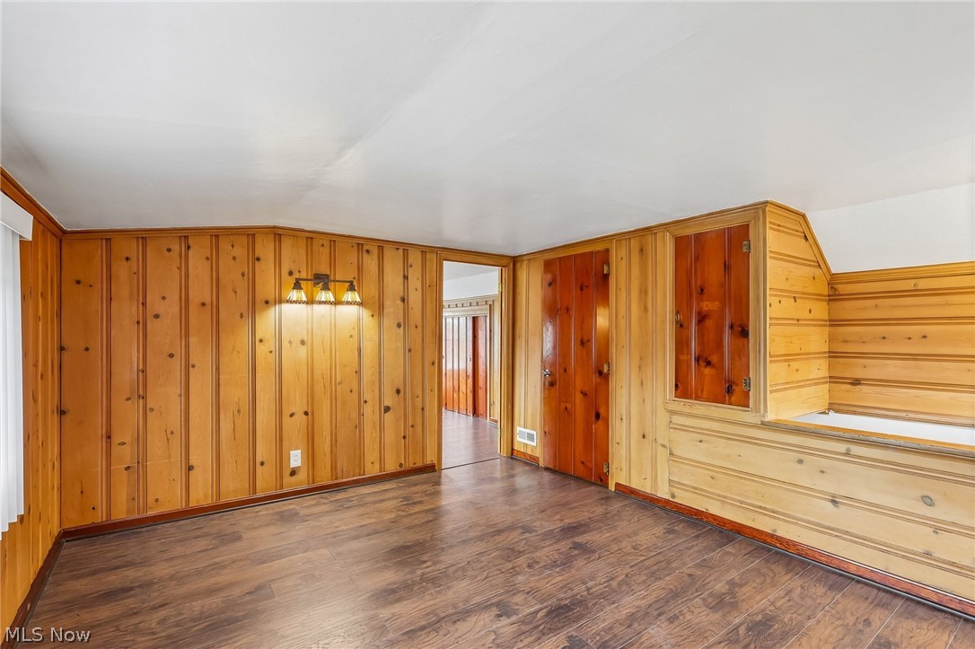 599 E 250th Street Euclid OH 44132