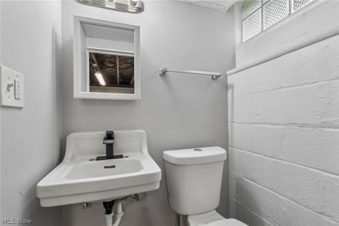 599 E 250th Street Euclid OH 44132