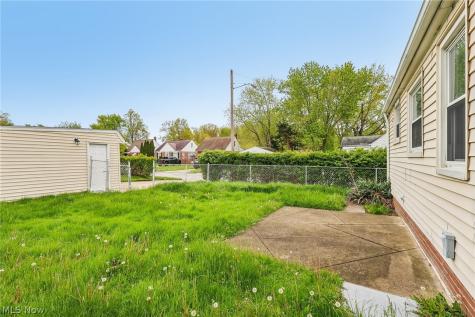 599 E 250th Street Euclid OH 44132