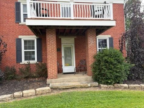 8385 Paris Avenue Louisville OH 44641