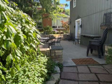 8385 Paris Avenue Louisville OH 44641