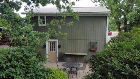8385 Paris Avenue Louisville OH 44641