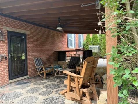 8385 Paris Avenue Louisville OH 44641