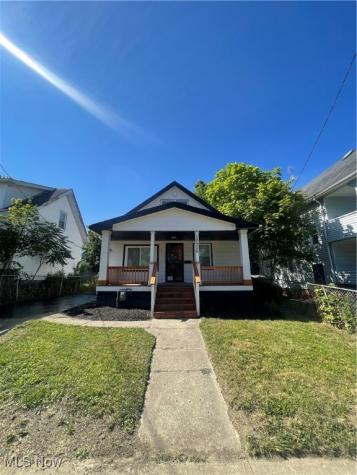 12506 Dove Avenue Cleveland OH 44105