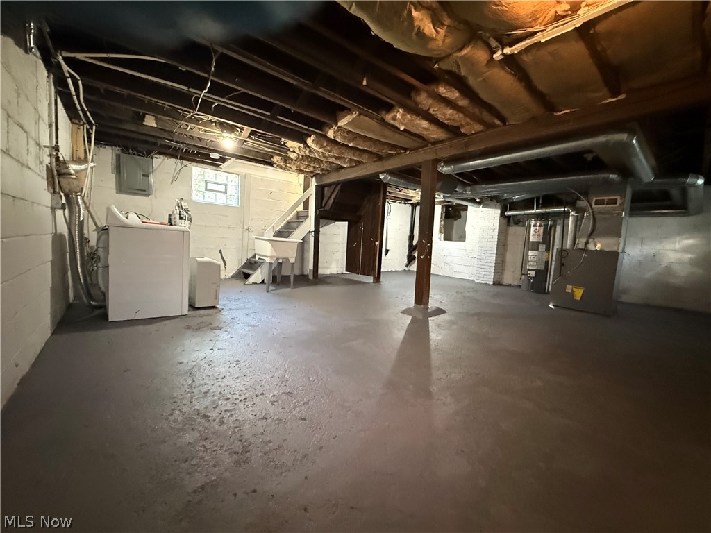 869 Berwin Street Akron OH 44310