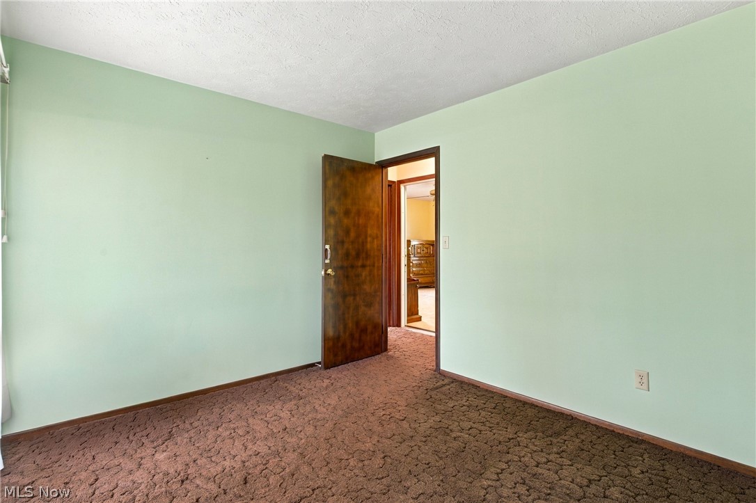 27825 Annetta Drive Glenwillow OH 44139