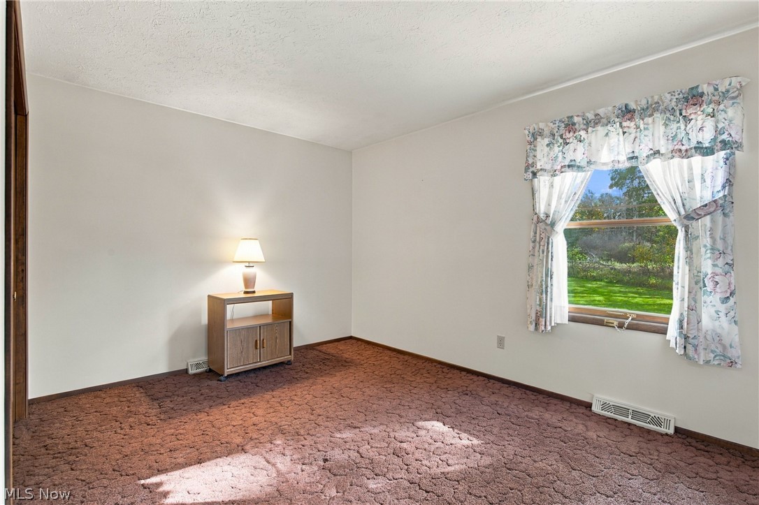 27825 Annetta Drive Glenwillow OH 44139
