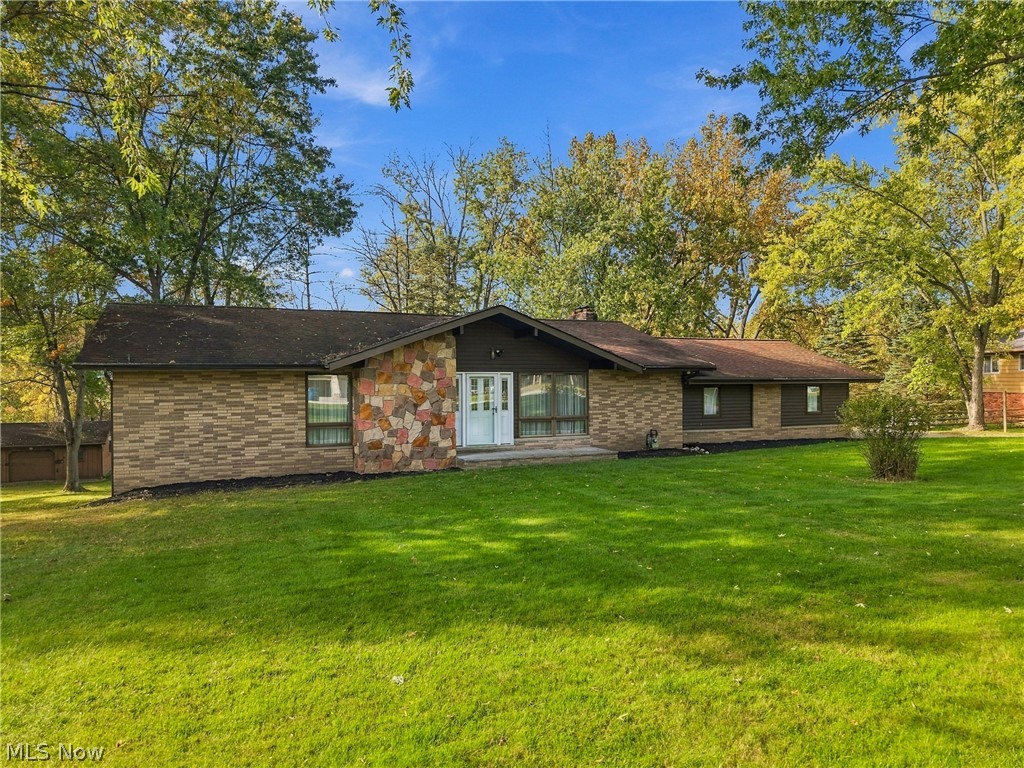 27825 Annetta Drive Glenwillow OH 44139