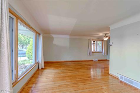 6541 Fairweather Drive Middleburg Heights OH 44130