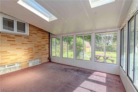 6541 Fairweather Drive Middleburg Heights OH 44130