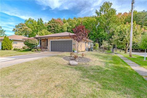 6541 Fairweather Drive Middleburg Heights OH 44130